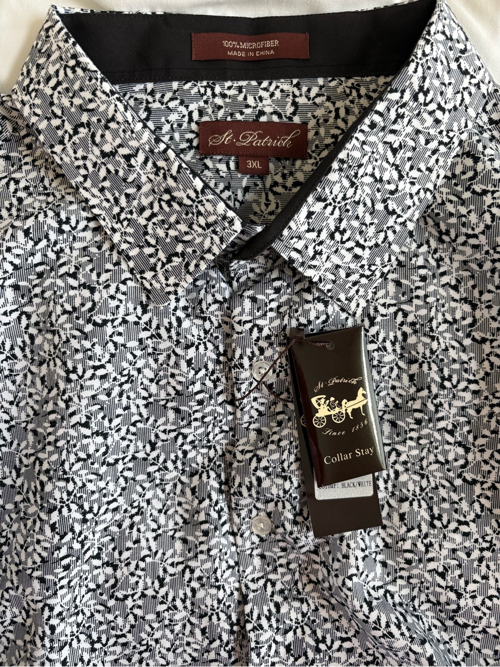 St. Patrick  Men's Long-Sleeve Floral Button-Up Shirt - Black & White Floral NWT